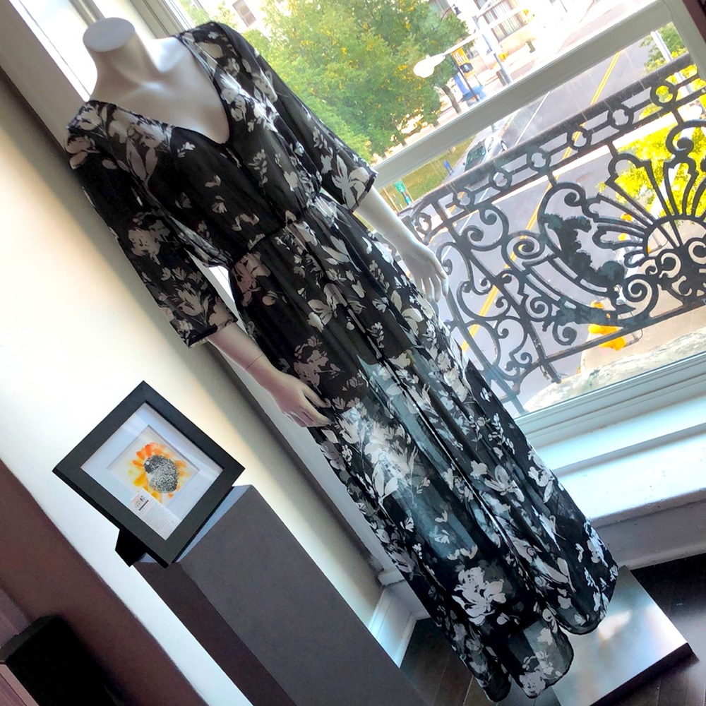 Sheer floral robe/overlayer piece/swim cover